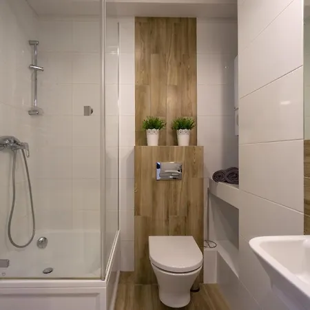 Rentplanet - Dworcowa Apartment *